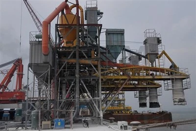 ثابت Swing Ship Loader